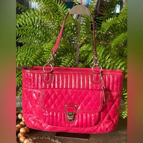 Coach Poppy Quilted Shoulder Bag - Picture 15 of 15